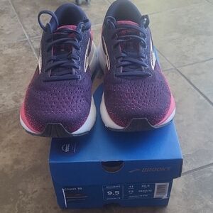 Brooks Women's Ghost 16 Athletic Shoes - Navy Blue and Pink.